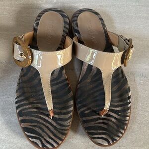 Hogan ‘Ibiza Infradito Fibbia Legno’ Patent Leather Sandals